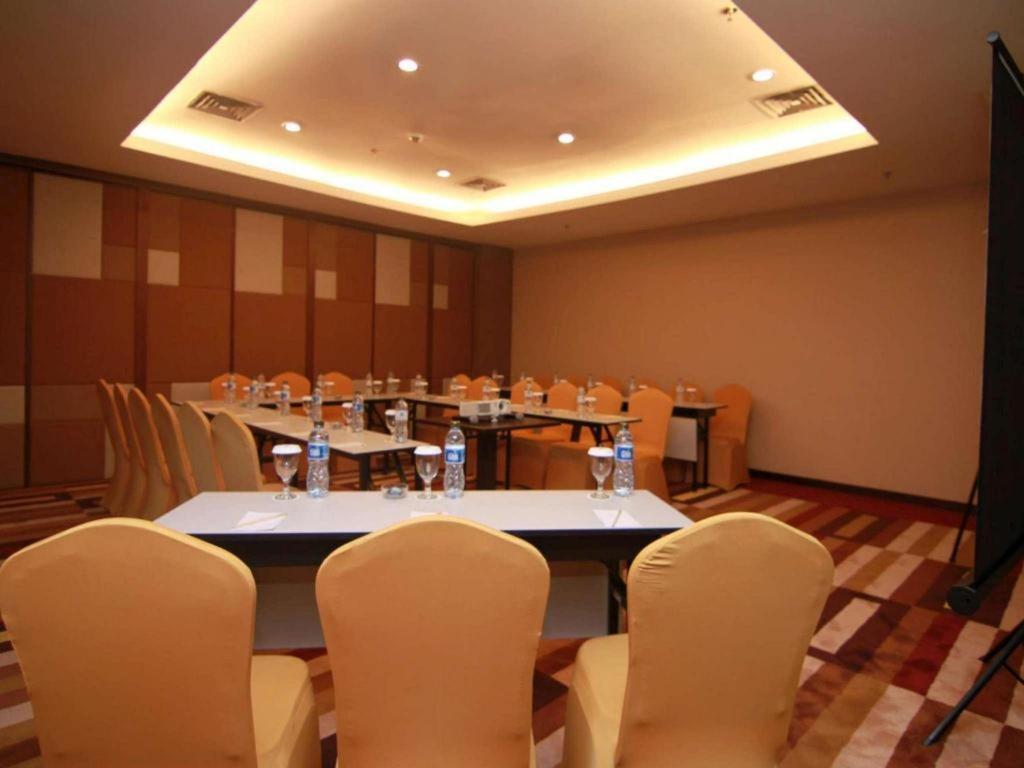 Hotel Falatehan Jakarta Exteriör bild
