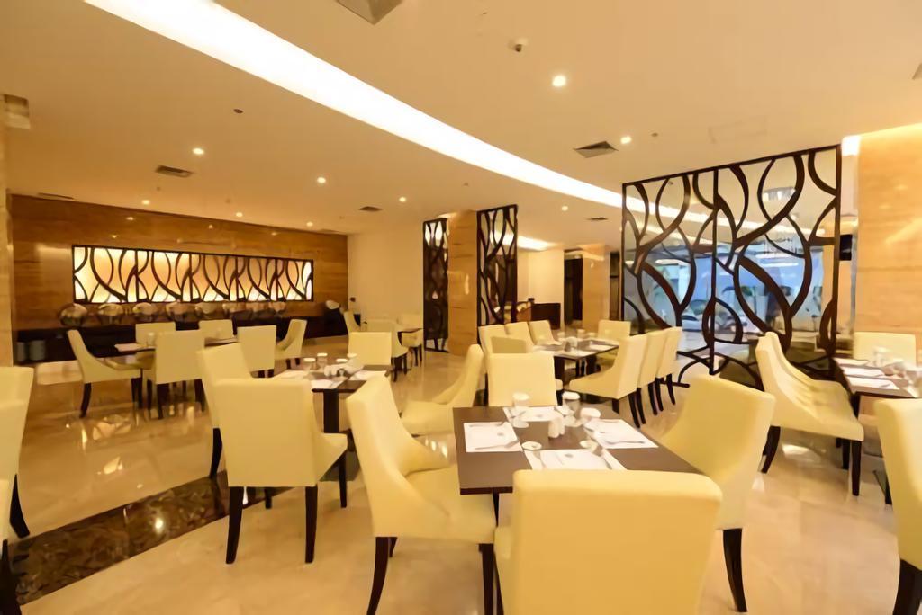 Hotel Falatehan Jakarta Exteriör bild